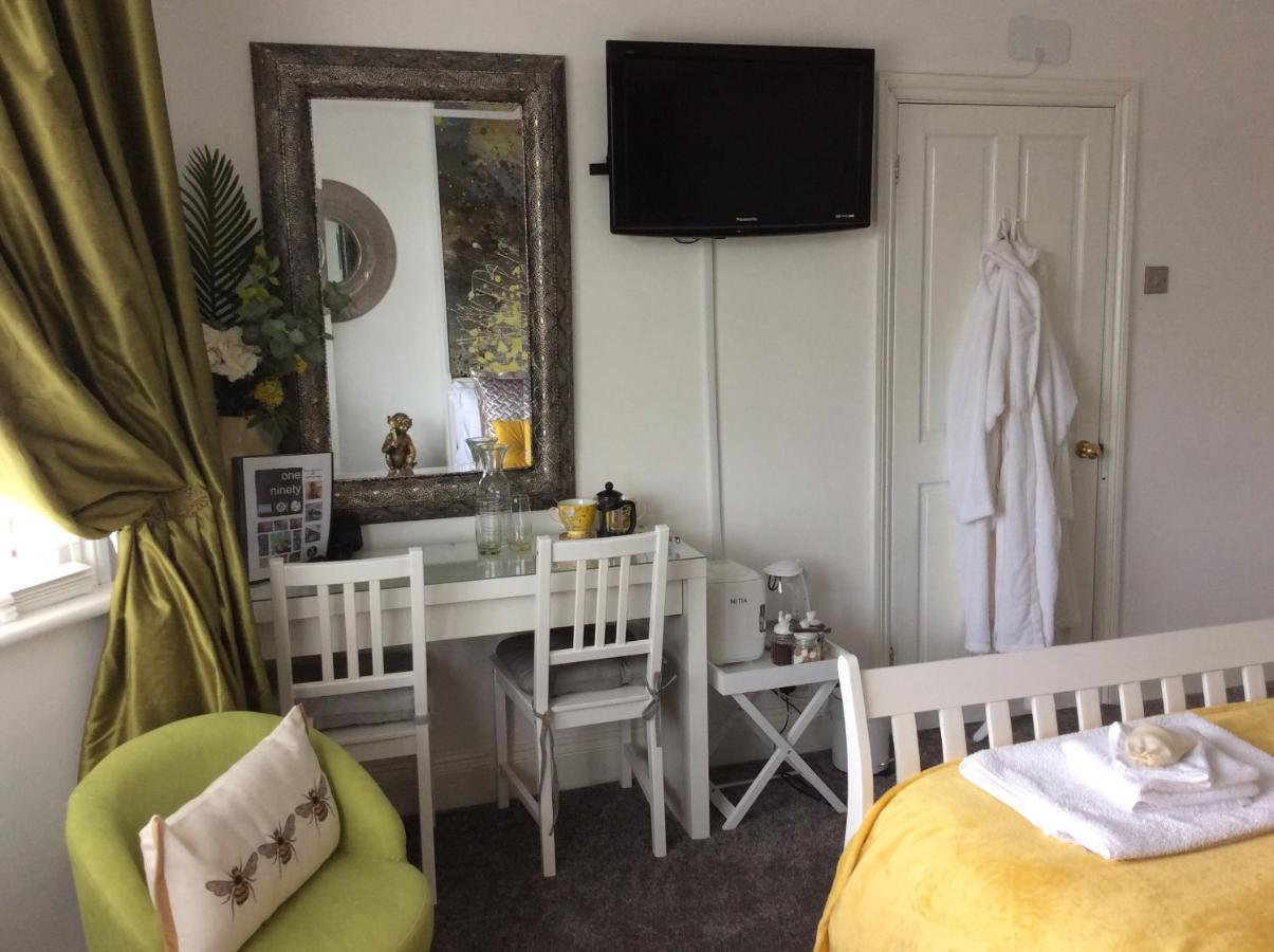 One Ninety Boutique Accommodation Burnham-on-Sea ภายนอก รูปภาพ
